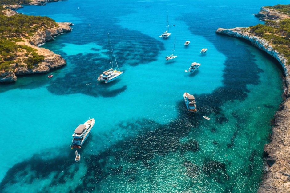 Boote in der Bucht von Mallorca
